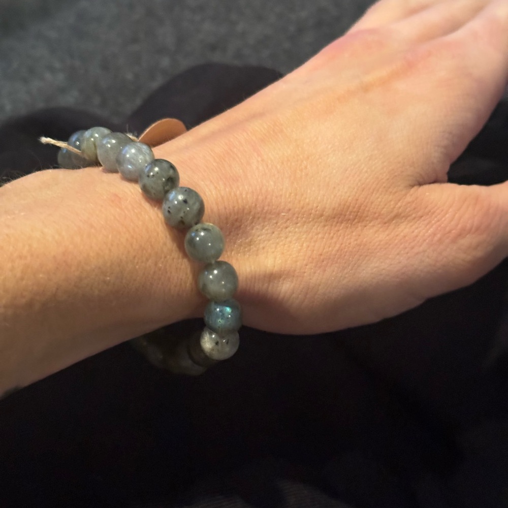 Labradorite Bracelet - Picture 2 of 4